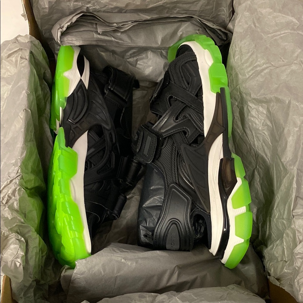 Balenciaga Black and white fluorescent Green Sandals woman’s size 9 - Picture 9 of 14